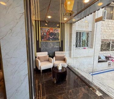 Suwailih Hotel | Al-Farouq Suites