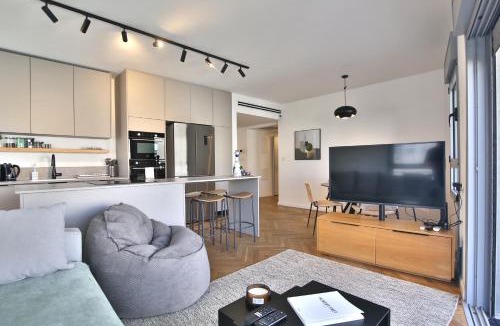 Haifa Apartment | Luxe on the BEACH By LIME