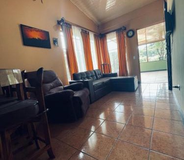 Sierra House | Fergust Family Studio Monteverde