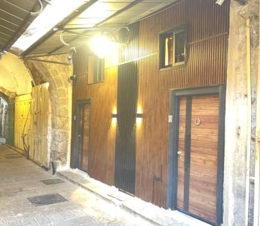 Old City Bed & Breakfast | ALKHAWAJAT Guest House