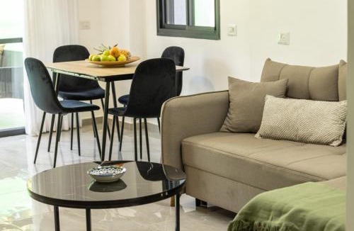 Haifa Apartment | Modern 2BR Apartment Near Baháʼí Gardens Haifa