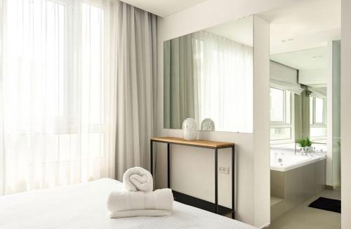 Tel Aviv Promenade Apartment | Trumpeldor 1 - Luxury Beach Apartments Hotel - By Vacay