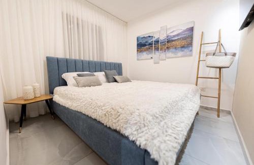Ashkelon Apartment | Sea Suites -סוויטה מהממת עם ג'קוזי ונוף לים והטיילת באשקלון