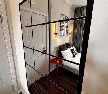 Haifa Apartment | Designer Apartment with SPA complex & Jacuzzi near Bahai Garden Haifa