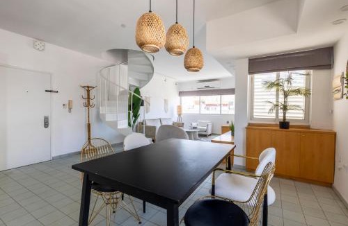 Kerem HaTeimanim Apartment | Boho Vibe - Penthouse
