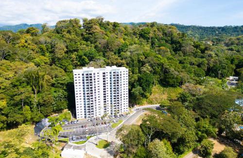 Punta Leona Apartment | Deluxe Apt with Ocean View & Beach Access only 1 hour drive from San Jose