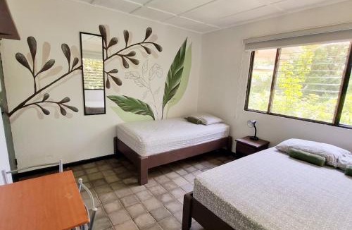 Tamarindo Hostel | Casa Pura Vida Surf Hostel - Tamarindo Costa Rica