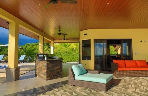Ojochal House | Ojochal Magnificent Ocean View