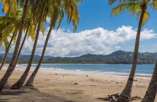 Nicoya House | La Cabaña de Caimital