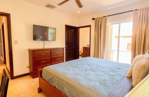 Barrio Las Parcelas Apartment | Condo Las Brisas near to Marina Herradura, free Pool and wifi