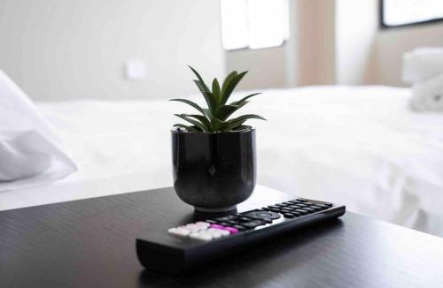 Kerem HaTeimanim Apartment | Prime Location! 1 bedroom apt in TLV beating Heart