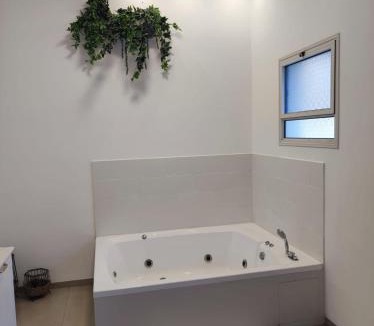 Qatsrin Cabin | צימר השושנים