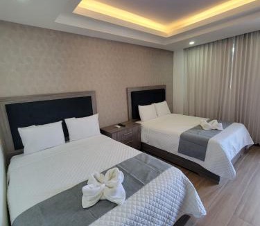 Barrio Las Playitas Hotel | Hotel Cayuga