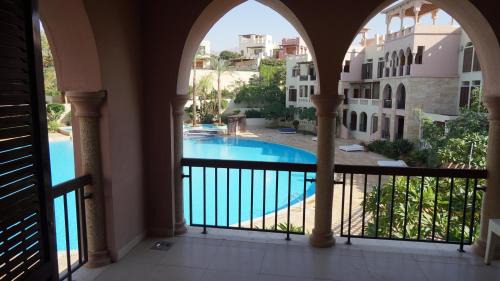 Aqaba Apartment | Romantic chalet between swimming pools and close to the seashore for families only
