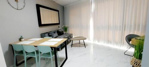 Bat Yam Apartment | מלון דירות על הים בת ים 39