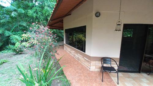 Tilaran Apartment | Cosy Apartment near the Lake