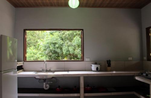 Buenos Aires House | Beautiful Rustic Tree Spirit House in Cabuya