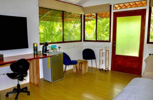 Coco Apartment | Howler Villa - Cozy Studio in Coco Beach