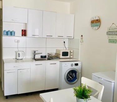 Netanya Apartment | Royal Sea Studio