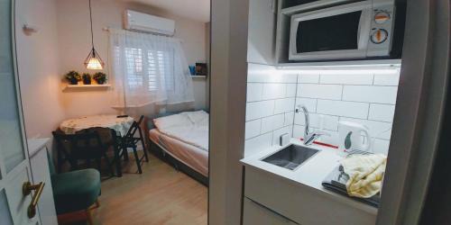 Netanya House | Ramat Poleg, walk to beach