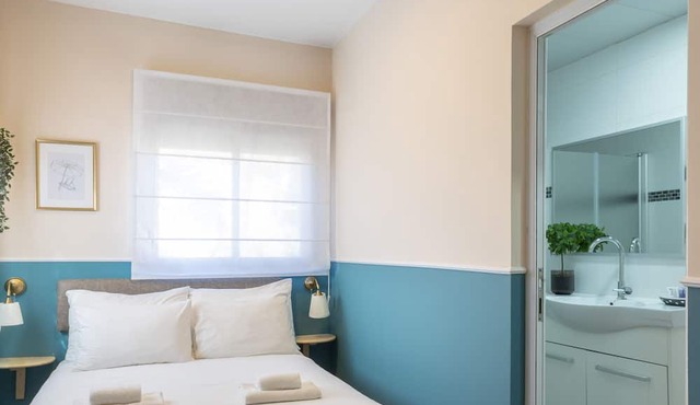 Domus Bat Galim Hotel