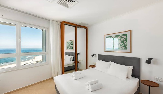 Full Sea View on The Beach With Balcony