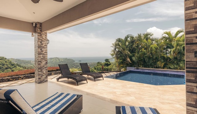 Casa De La Reina - Single Storey Oceanview Villa