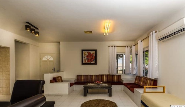 Avigail Guest House