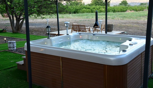 Snir River Resort Apt 16 by Sea N' Rent in Beit Hillel