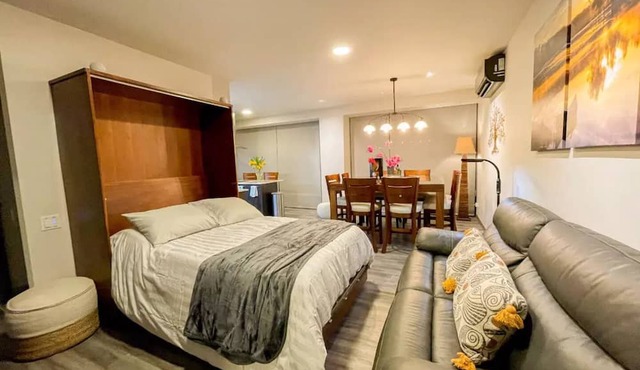 @SmartMobilis Luxury Penthouse Long Stays,Medical Tourism,Balconies,Pool & Gym