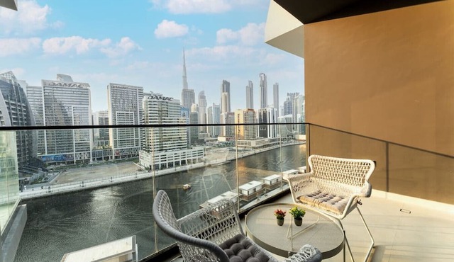 HAVN - Studio in Business Bay, Burj Khalifa View
