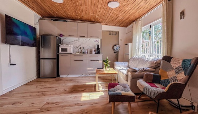 Bright 2BR Home with Private Garden and Free Parking