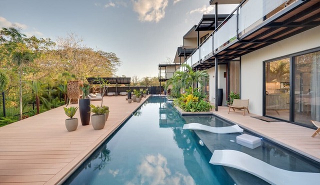 The Bungalows Flamingo – 10 Unit Boutique Hotel