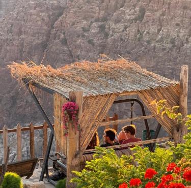 Dana luxury huts