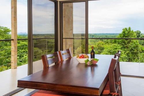 Vista Pacifica - Breathtaking Views and Peaceful Atmosphere Amazing Views & WiFi