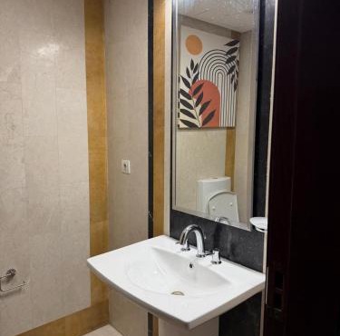 Luxury Nile View Apartment in Hilton Maadi Tower in Cairo