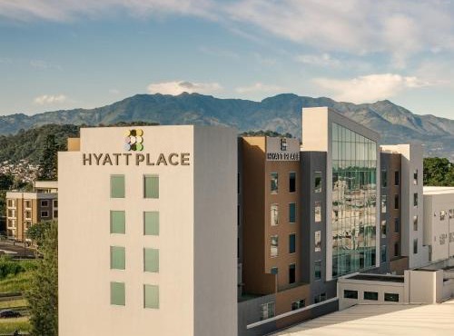 Hyatt Place San Jose Pinares