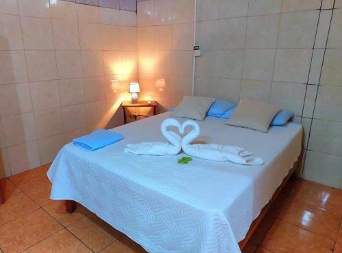 Hostel del Pacífico Habitaciónes con baño privado y aire acondicionado
