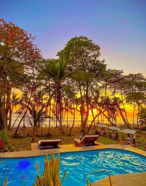 Hotel Beachfront Vista Hermosa