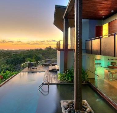 Modern Tropical Villa, Private Pool, Ocean View, Nature Trails, Gated in Bejuco