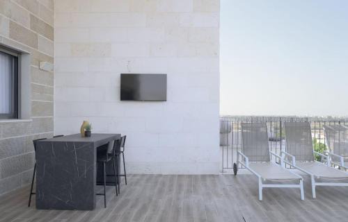 The most special 4-BDR penthouse in the Krayot