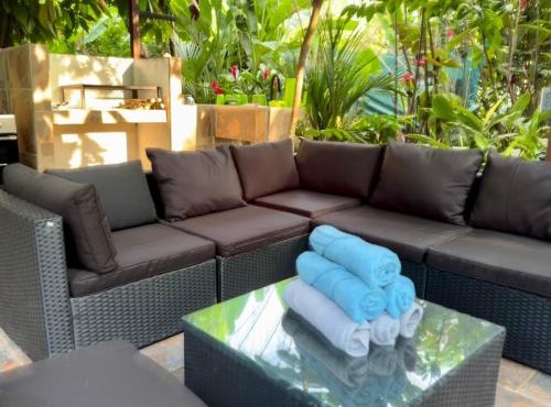 Private Villa with Pool & Heated Jacuzzi Cocles Beach in Cocles