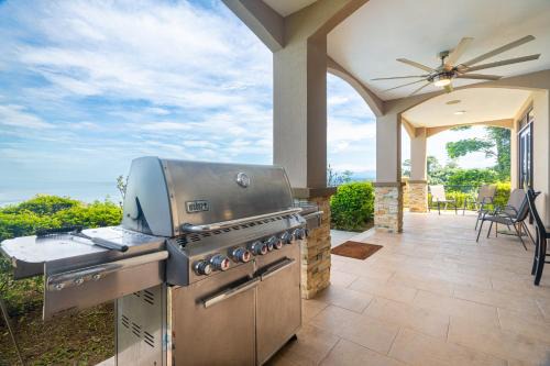 1hr SJO Airport-Ocean views-Gated Beachclub-Pool