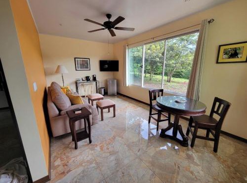 2 Bedroom Guest House with Pool