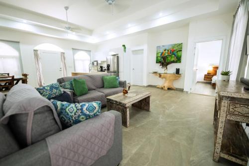 Villa Isabella by Vacation Pura Vida