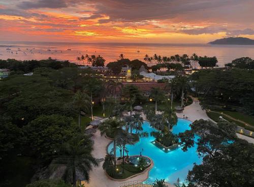 Hotel Tamarindo Diria Beach Resort