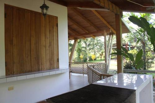 Casa Villa Jade - 10km de Río Celeste